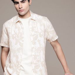 GAP Standard Slim Fit Floral Printed Casual Shirt-image-65