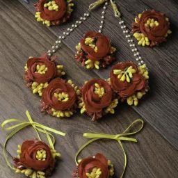 Zeneme Floral Beaded Haldi Mehendi Jewellery Set-30