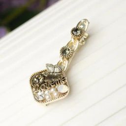 Prita by Priyaasi Gold & Black Alligator Hair Clip-98