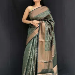 Blissta Green Silk Woven Saree With Unstitched Blouse-image-78