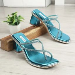 Elle Women's Blue Toe Ring Sandals-image-17