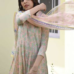 PINK CACTII Women Floral Printed Kurta with Pyjama & Dupatta-image-45