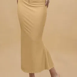 IndianRang 4-Way Stretchable Seamless Fish Cut Style Saree Shapewear-image-40
