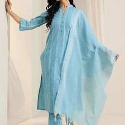 Libas Geometric Woven Design Mandarin Collar Kurta With Trousers & Dupatta-image-90