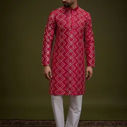 Anouk Men Geometric Embroidered Gotta Patti Kurta-40