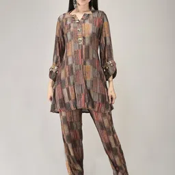 Aralia Printed Tunic & Trousers Co-Ord Set-picture-4