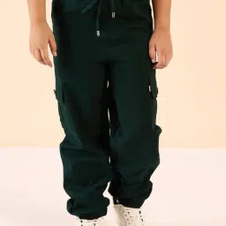 StyloBug Boys Green Cotton Cargo Pants-image-27