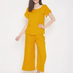 Clovia Mustard Printed Top With Capris-picture-10