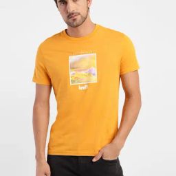 Levi's Bulbine Yellow Pure Cotton Regular Fit Printed T-Shirts-image-77