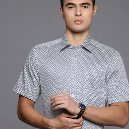 Louis Philippe Classic Fit Geometric Printed Pure Cotton Formal Shirt-picture-47