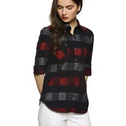 Campus Sutra Black & Red Checks Shirt-picture-23