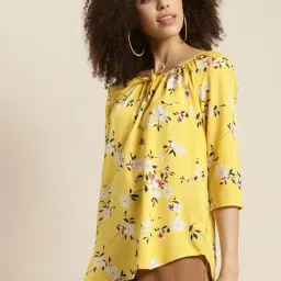 Qurvii Yellow Floral Print Top-image-65