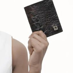 Hidesign Drak Brown Casual Leather Bi-Fold Wallet for Women-39