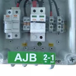Hygrid Solar Array Junction Box 2 in 1 out  for Solar Panel up to 600 V image 3