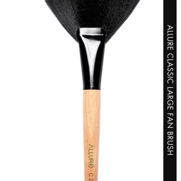 ALLURE Wooden Large Fan Brush C-29-10