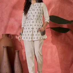 Sangria Printed Tunic With Trousers Co-Ords-picture-2