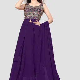 Happy Design Women Embellished Regular Kurta with Skirt & Dupatta-33