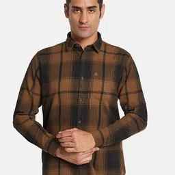METTLE Men Multi Stripes Opaque Striped Casual Shirt-image-36