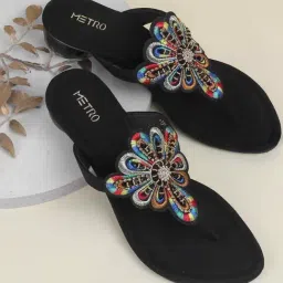 Metro Women's Black Thong Sandals-picture-11