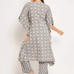 The Kaftan Company Grey Printed Kaftan Pyjamas Set image 2