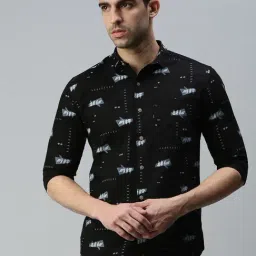 showoffff SHOWOFF Black Cotton Slim Fit Printed Shirt-picture-16