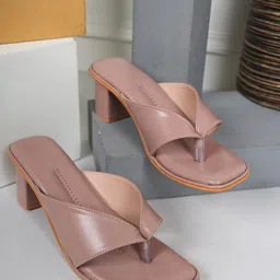 Walkfree Women Square Toe Block Heel Sandals-15