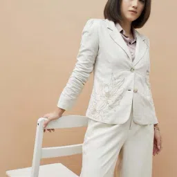 Women Embroidered Single Breasted Casual Blazer-image-1