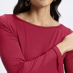 glitchez Curve Snug Fitted Crop Top image 2