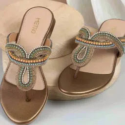 Metro Women's Antique Gold Thong Sandals-picture-0