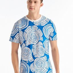 Red Flame Men Printed Raw Edge T-shirt-image-96
