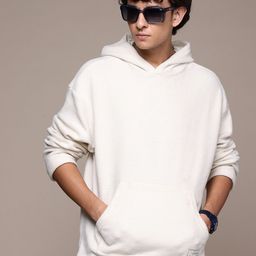 The Roadster Lifestyle Co. Men Fleece Hooded Sweatshirt-image-51