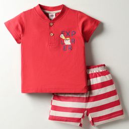 Zero Sinker Knit Half Sleeves Henley Neck T-Shirt & Striped Shorts Set With Teddy Bear Print - Red-picture-44