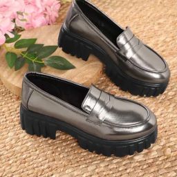 Truffle Collection Women's Pewter Casual Loafers-image-13