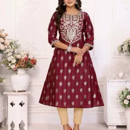 Rangita Maroon Regular Fit Embroidered Kurtas-image-60