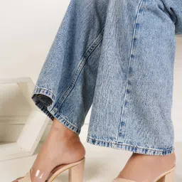 DressBerry Party Block Sandals-14