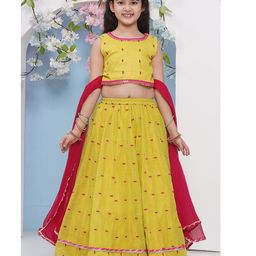 Bitiya By Bhama Silk Woven Three Fourth Sleeves Abstract Embroidered Gota Lace Embellished Coordinating Lehenga Choli With Dupatta Set - Lime Green-picture-11