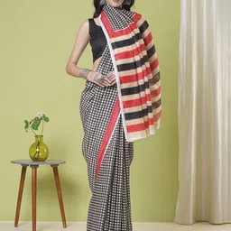 KAYOMMI Checked Banarasi Saree-image-35