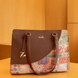ZOUK Kutch Gamthi Printed Tote Handbag image 2