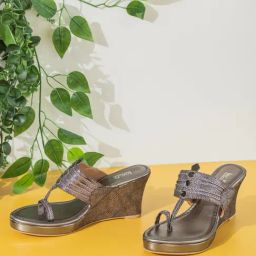 Inc.5 Women's Pewter Toe Ring Wedges-8