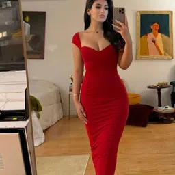 TRAQUILA Bodycon Maxi Dress-image-77