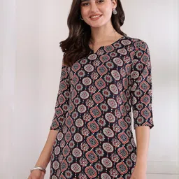 Women Printed Regular Straight Kurti Pack Of-1-image-94