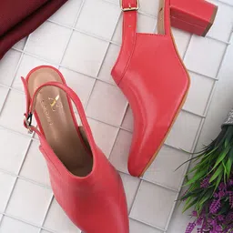 XE Looks Women Block Sandals-33