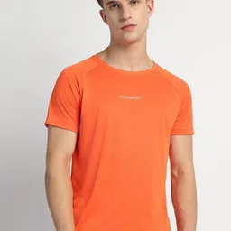 Reebok Men Solid Round Neck T-shirt-image-14
