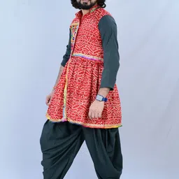 AGLARE Men Bandhani Printed Regular Mirror Work Kurta with Dhoti Pants image 5