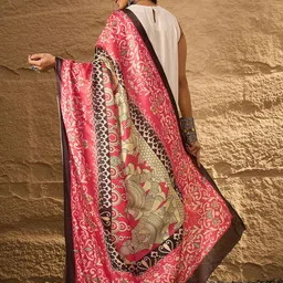 InWeave Round Neck Kurta with Palazzos & Dupatta image 4