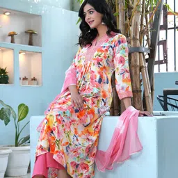 SINGNI Women Floral Printed Angrakha Kurta with Trousers & With Dupatta-58