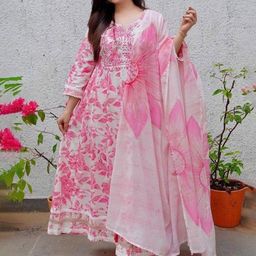 TROPWEAR Women Ethnic Motifs Printed Kurta with Trousers & Dupatta-picture-17