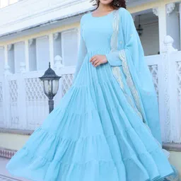 KALINI Women Layered Kurta with Pyjamas & With Dupatta image 4