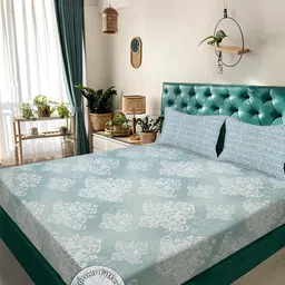 KLOTTHE Green & White Floral 300 TC King Bedsheet with 2 Pillow Covers-image-83