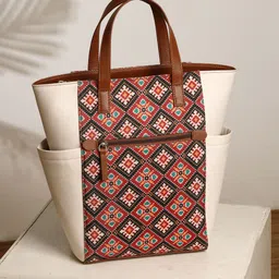 Anouk Ethnic Motifs Printed PU Shoulder Bag with Swagger-image-9